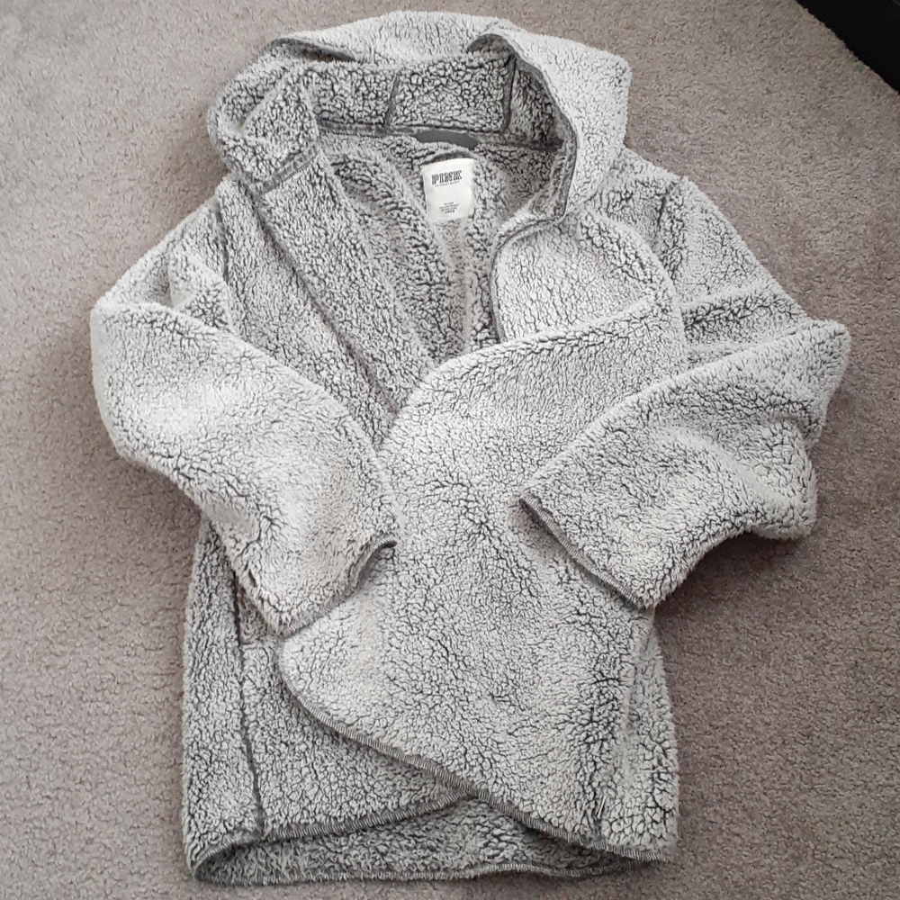 Victoria Secret Sherpa with pockets